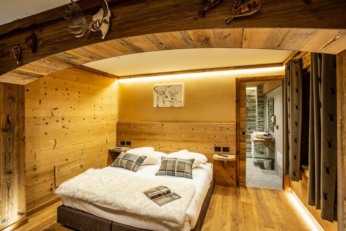 Alpine Rooms Guesthouse Breuil-Cervinia Exterior photo